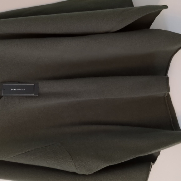 BCBGMAXAZRIA Masha Merino wool mix dark fatigue green oversized pullover NWT - Picture 4 of 6